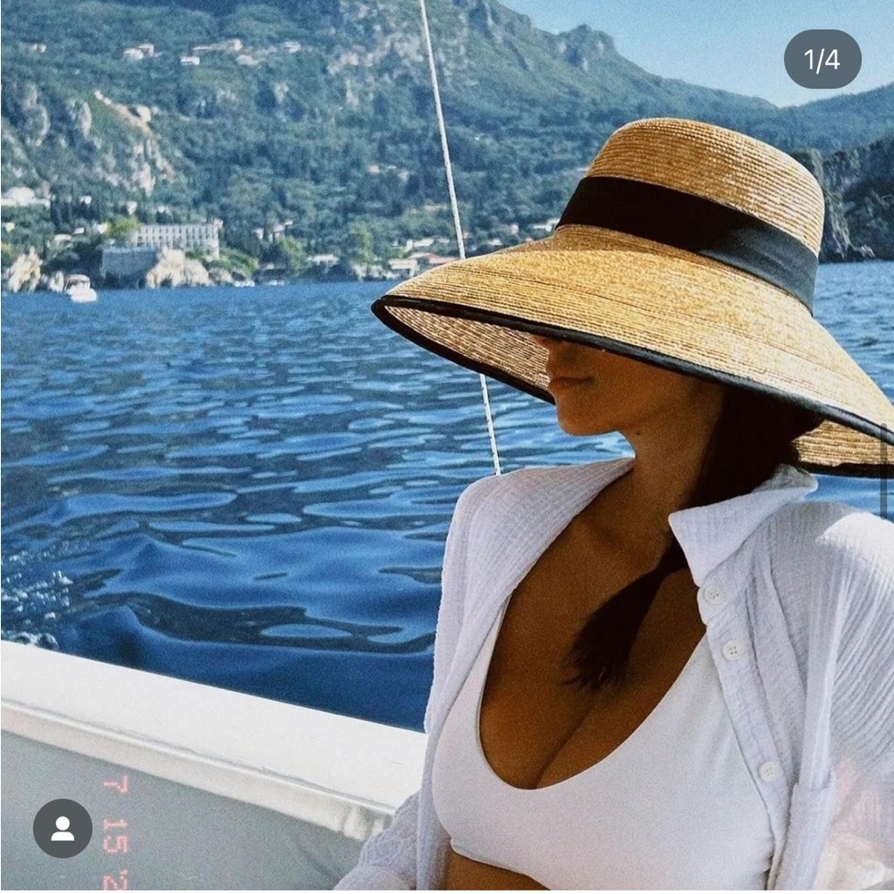 Savapile handmade Greek wide brim straw hat, like new